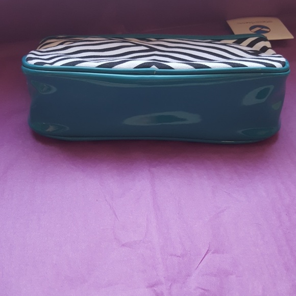 Flight 001 Zebra Print Makeup Bag - Picture 4 of 7